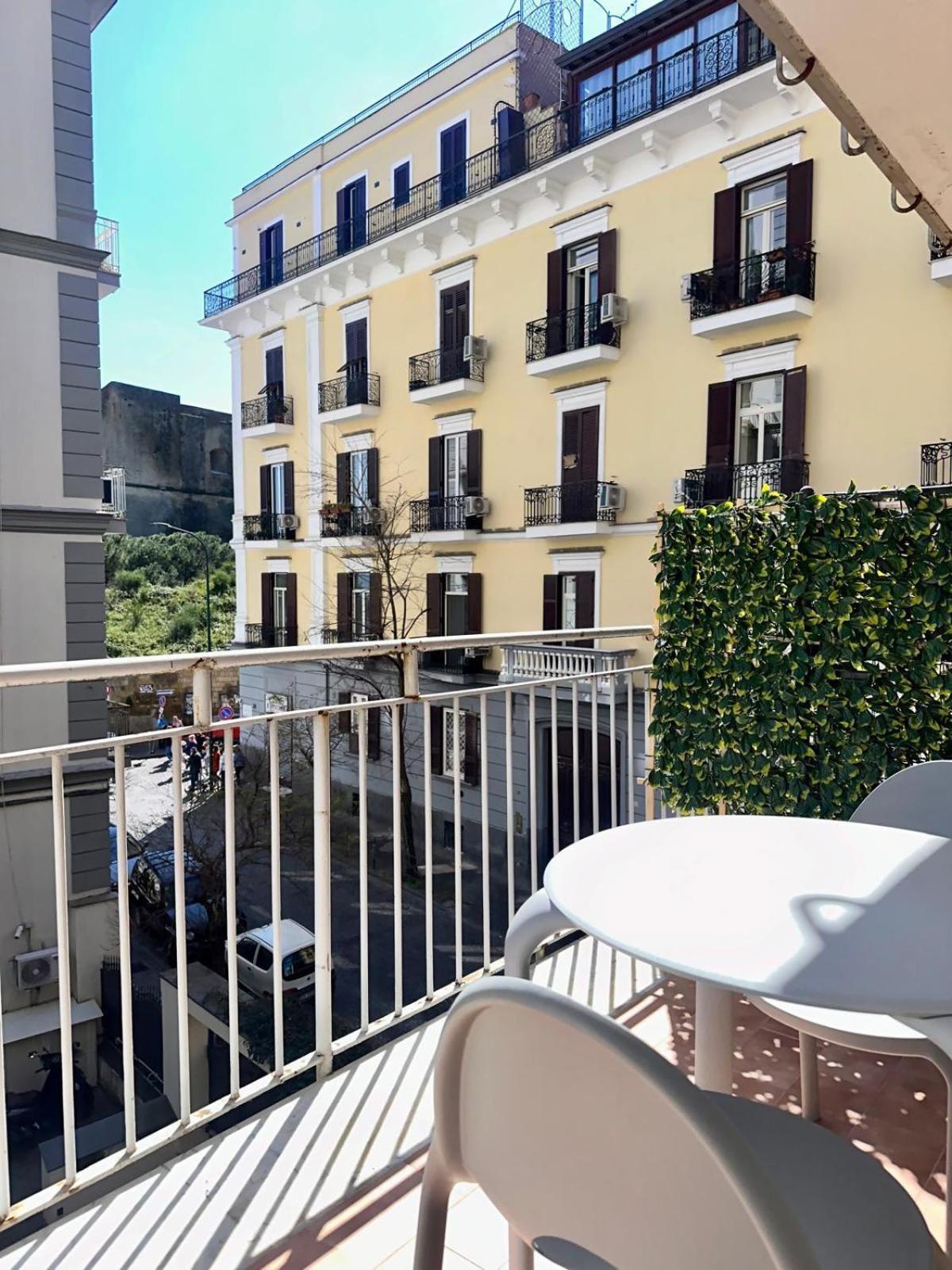 B&B Interno 5 Naples Luaran gambar